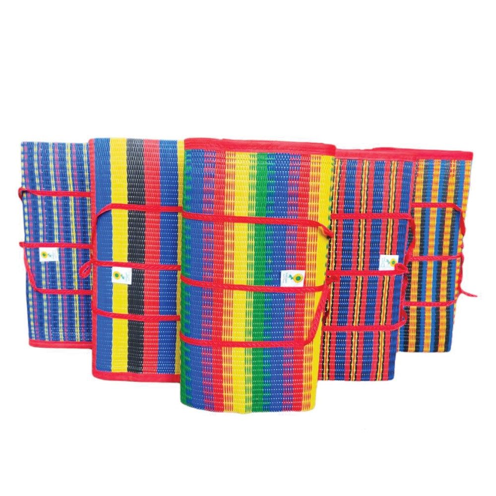 เสื่อพลาสติก 4X6ฟุต (คละสี คละลาย ไม่สามารถเลือกได้)